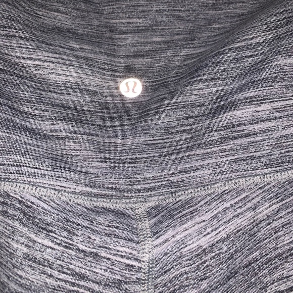 Lululemon wunder under crop size 10 grey - Picture 5 of 6